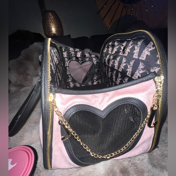 RARE Juicy Couture "GIVE ME TREATS" Pet Carrier 👑 Pink Velour Travel Bag - Picture 16 of 17